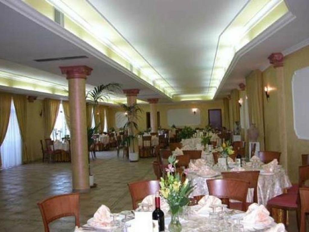 Hotel San Francesco Terme Spezzano Albanese Buitenkant foto